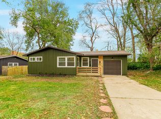5412 W 76th St, Prairie Village, KS 66208
