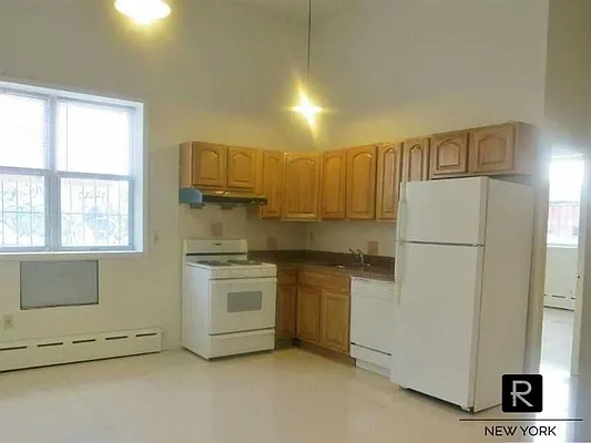 Rented by R New York | media 26