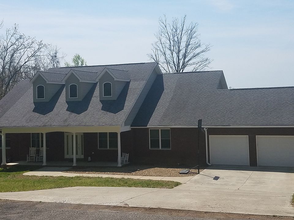 1st image of 601 Armstrong Dr