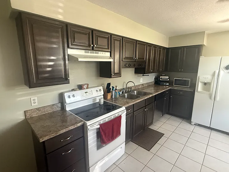 206 S Dixie Ave #1 — Photo 5