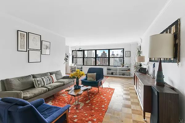 1st image of 142 W End Ave APT 29U