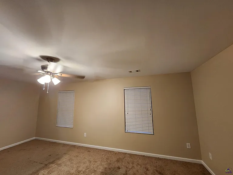 223 Flowing Meadows Dr — Photo 40