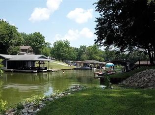 1315 Lakeview Dr, Greenville, IL