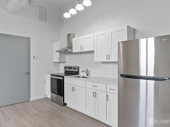 3rd image of 226 New Brunswick Ave APT 301