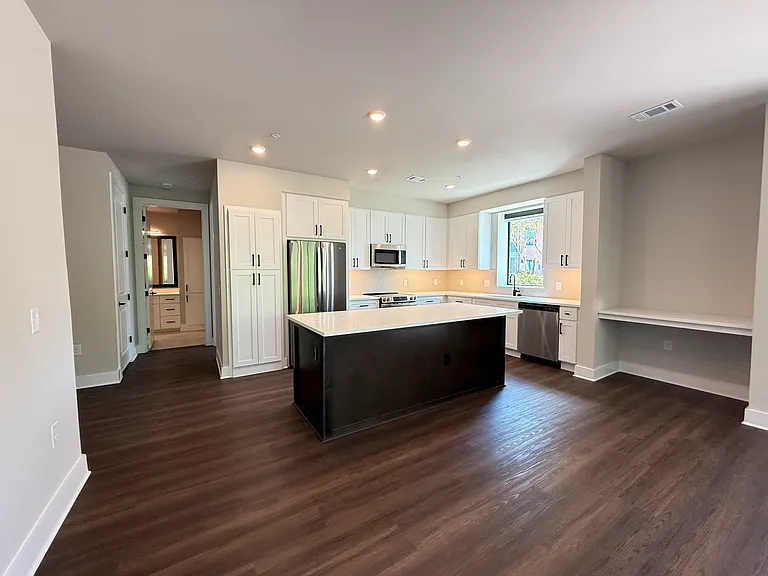 3249 Carlisle St #1202 — Photo 2