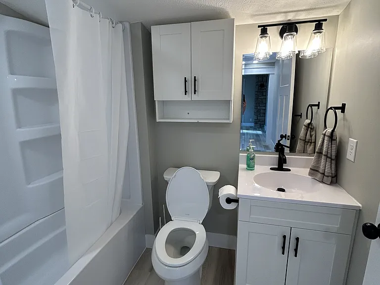 7327 Clearhaven St NE — Photo 16