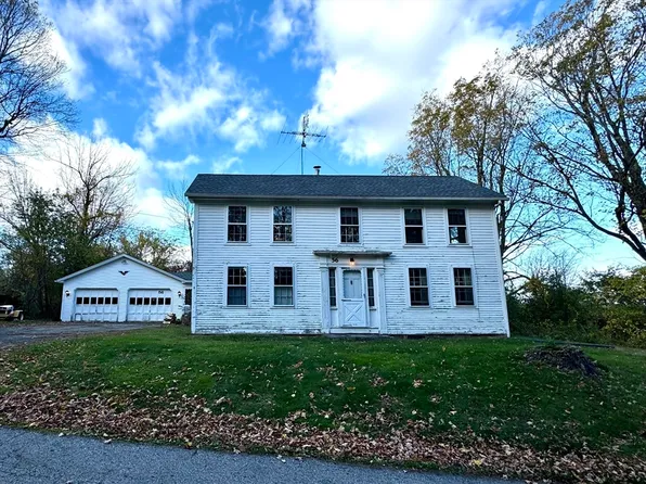 56 Barre Rd, Oakham, MA 01068