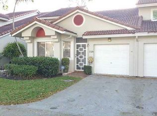 7370 Pinewalk Dr #7370, Margate, FL 33063