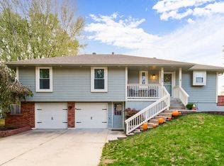 3108 SE 6th St, Blue Springs, MO 64014