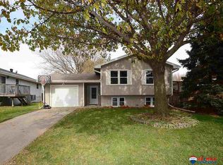 920 Wulf Dr, Eagle, NE 68347