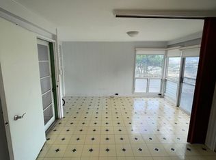 1911 10th Ave #A, Honolulu, HI 96816
