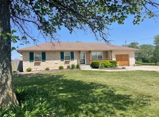 21162 147th St, Basehor, KS 66007