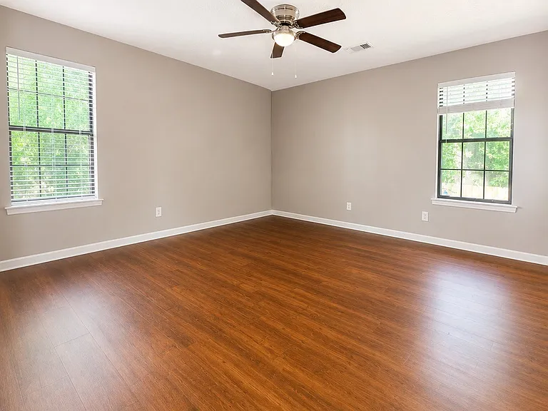 1214 Camellia Woods Ct — Photo 10