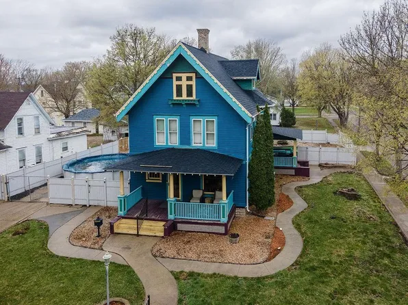 121 N 5th St, Montevideo, MN 56265