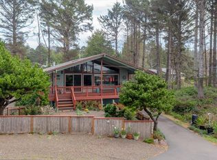 3550 Evergreen Ave, Depoe Bay, OR 97341