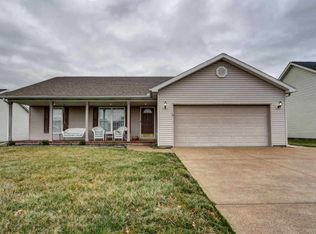 4122 Country Ridge Dr, Newburgh, IN 47630