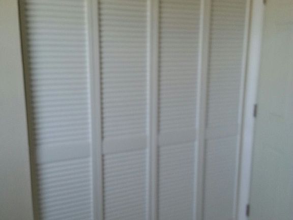 4th image of 804 W Covina Ct