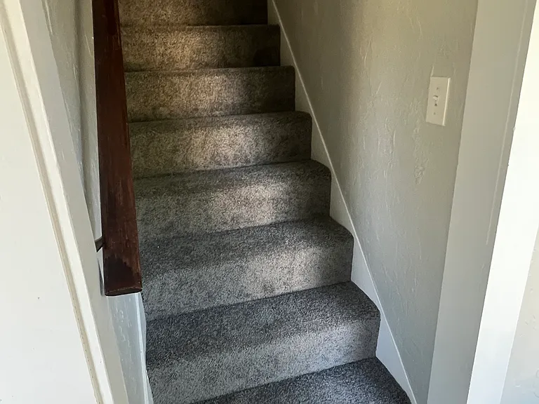 Main St — Photo 11