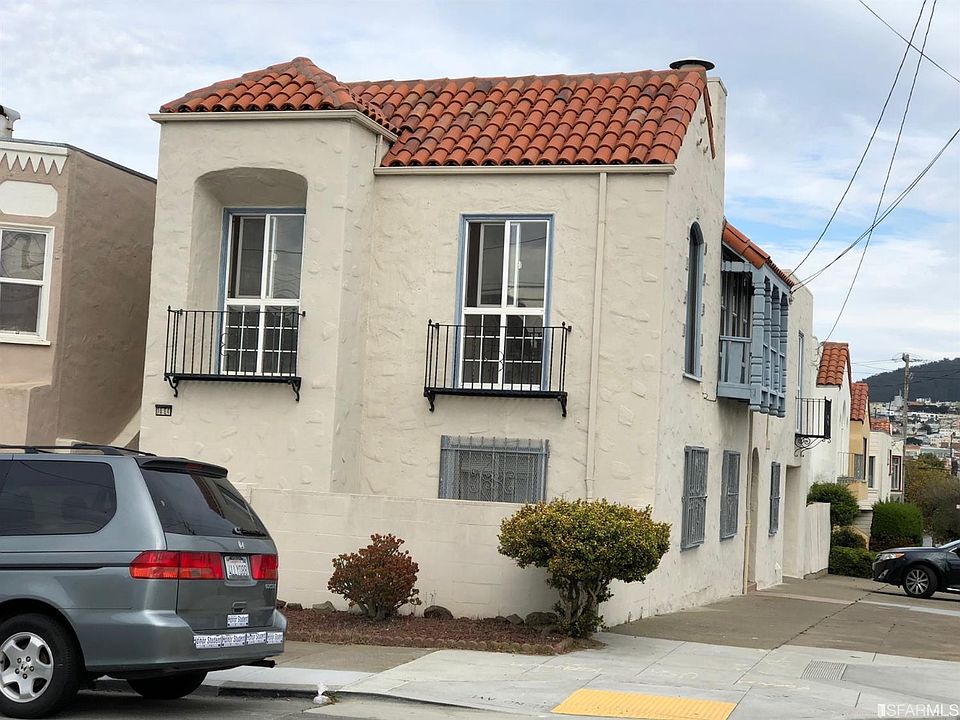 1st image of 1594 32nd Ave