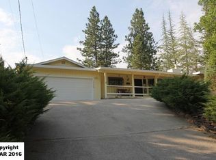 19608 Buckskin Ct, Groveland, CA 95321