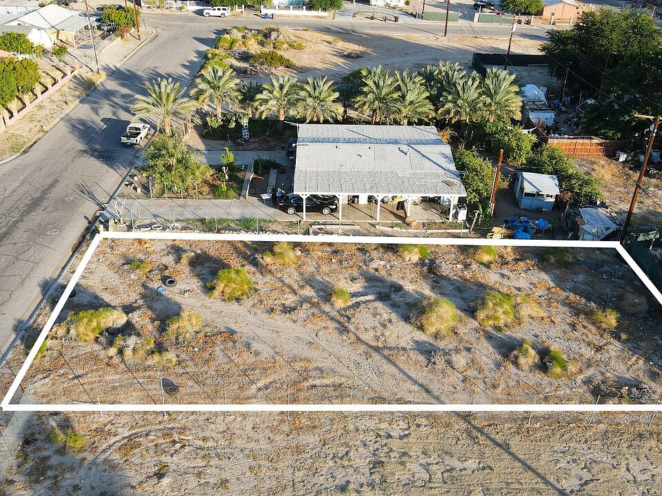 2nd image of 0 La Casa Way