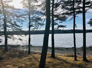 176 Dow Rd, Deer Isle, ME 04627