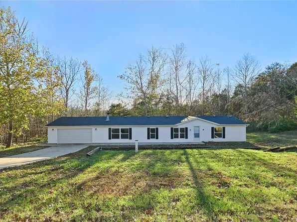 8892 State Hwy E, Dittmer, MO 63023