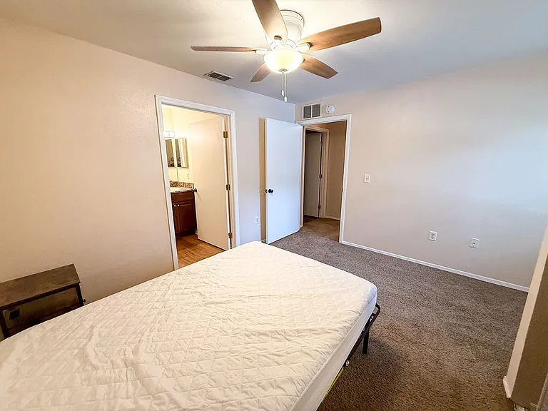 3705 SW 27th St #924 — Photo 17