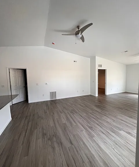 220 S Taylor St — Photo 22