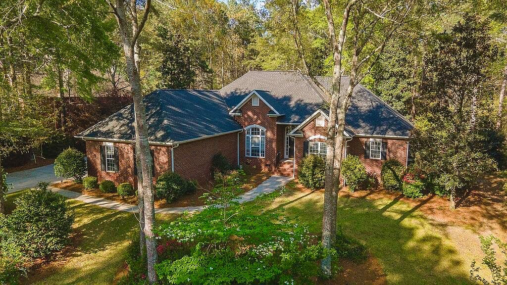 536 Ashbury Dr