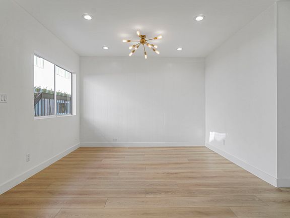 3rd image of 1534 Euclid St #8