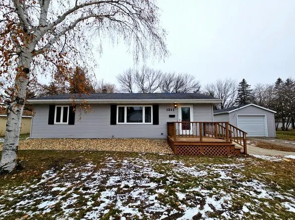 1311 Cottonwood Ln N, Wheaton, MN 56296