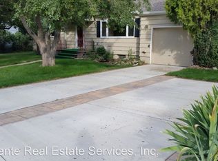 1015 Neptune Dr, Colorado Springs, CO 80905