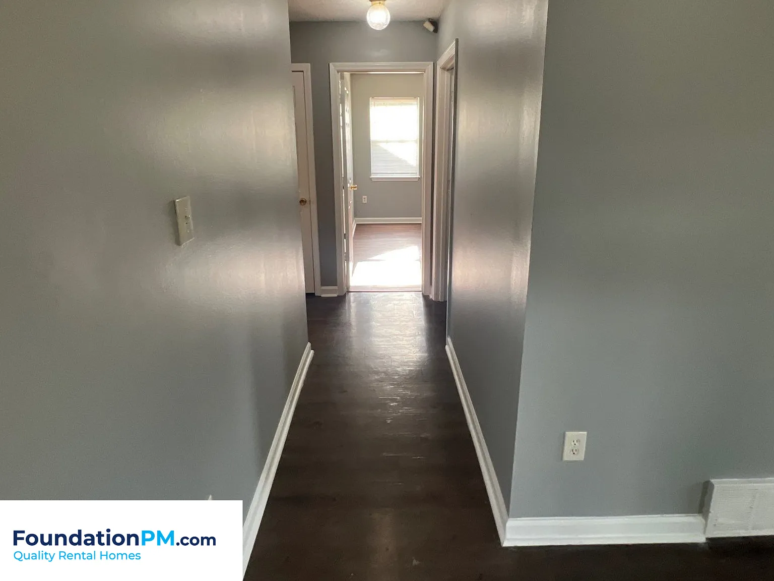4529 Longtree Avenue - 1 — Photo 2