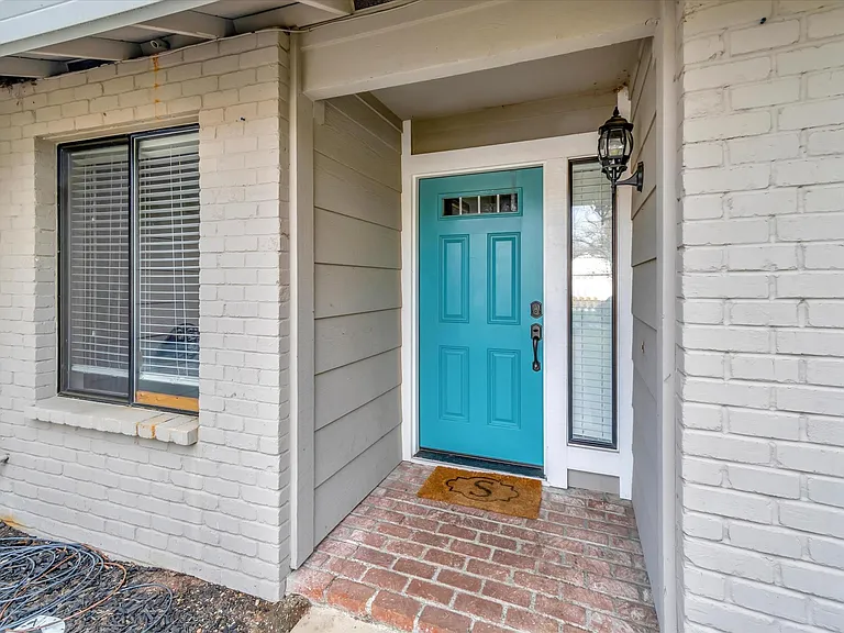 1060 Saint Andrews Dr — Photo 5