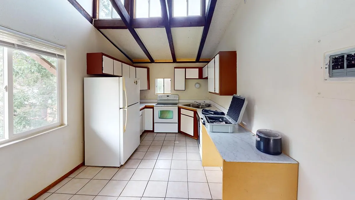 Building Photo - 454 Arapahoe Ave #1