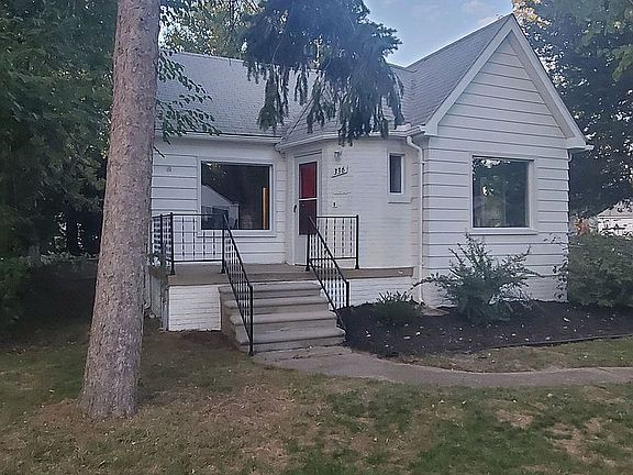 5th image of 336 W Robert Ave #9