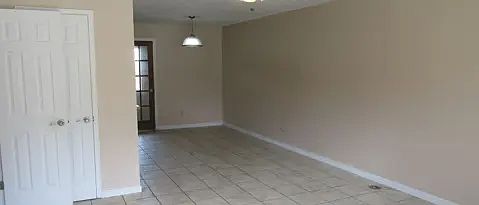 2nd image of 834 West St