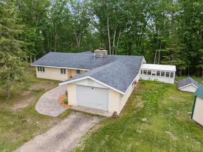 6429 S Straits Hwy, Indian River, MI, 49749