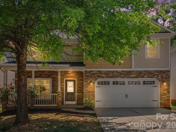 5112 Stone Park Dr, Charlotte, NC 28269