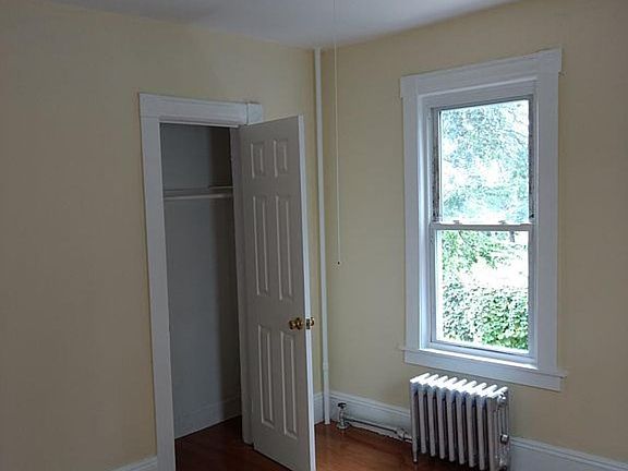 5th image of 116-118 Massasoit St #3