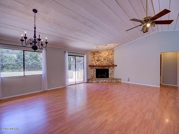 5th image of 105 Hidden Hills Dr