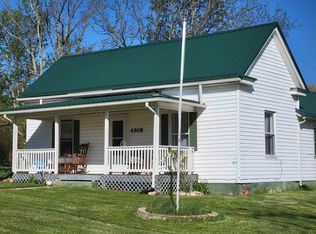 4908 Old Robinson Tract Rd, Pulaski, VA 24301