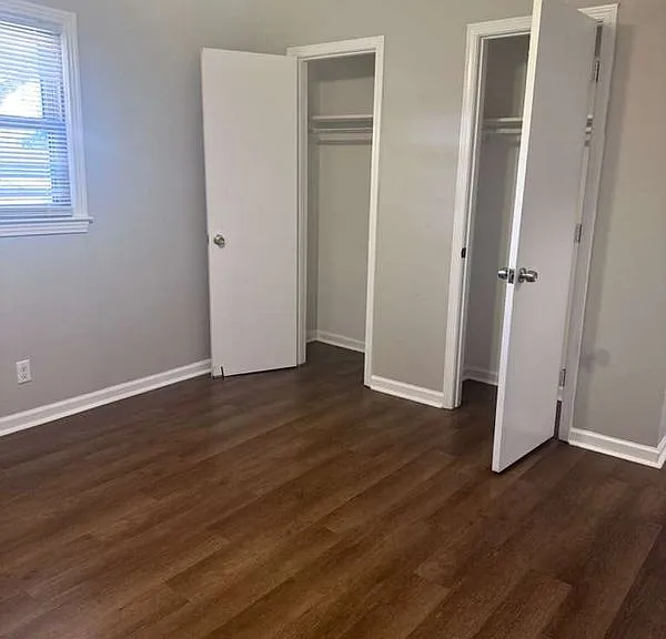 435 Central Dr NW — Photo 9
