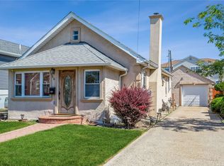 56 Hastings Rd, Island Park, NY 11558