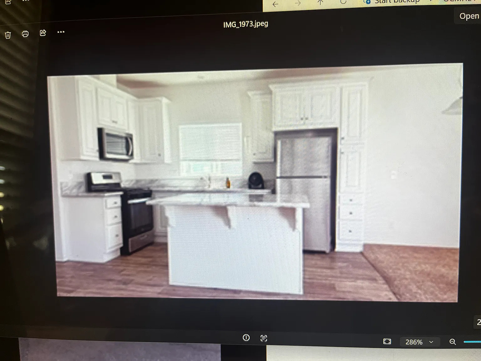 2 bed, 975 sqft, $2,400 — Photo 3