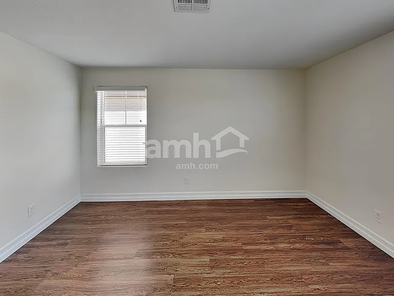 948 Nero Ave — Photo 10