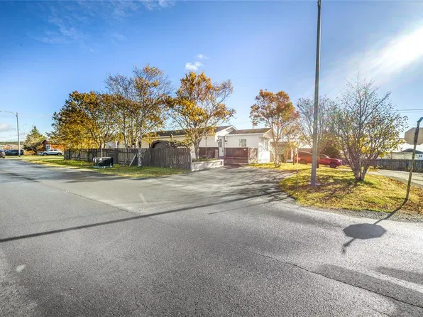 48 Maple Drive, Paradise, NL A1L1B4