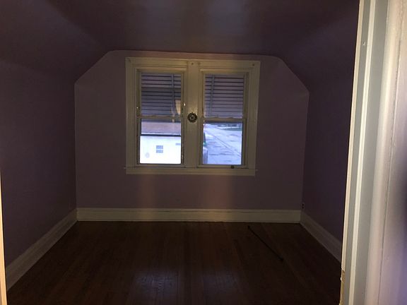 4th image of 1035 25th Ave