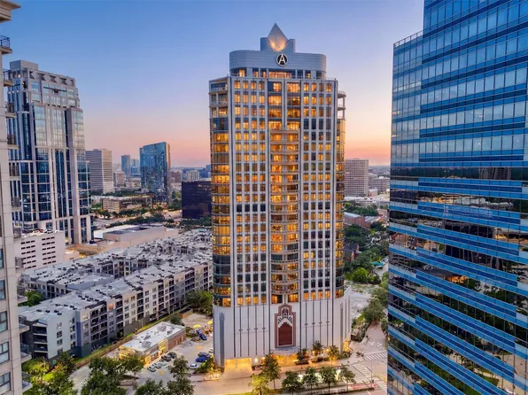 1409 Post Oak Blvd Unit 2203, Houston, TX 77056